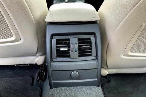 Used 2015 BMW 328i Sedan w/ Premium Package image 15