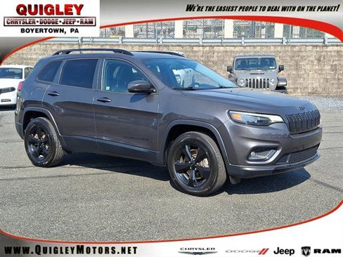 Used 2020 Jeep Cherokee Latitude Plus image 1