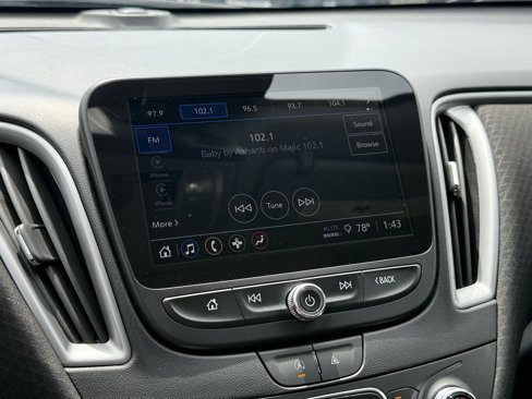 Used 2023 Chevrolet Malibu LT image 20