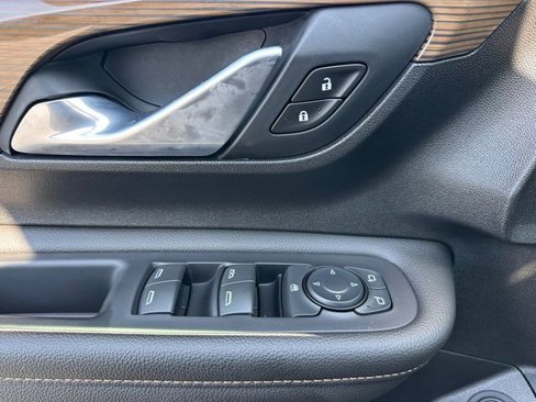 Used 2020 GMC Terrain SLE w/ Driver Convenience Package image 22