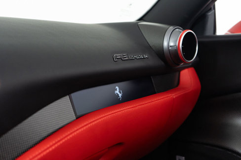 Used 2023 Ferrari F8 Tributo image 27