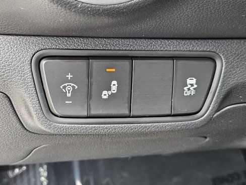 Certified 2023 Kia Forte LXS w/ LXS Technology Package image 20