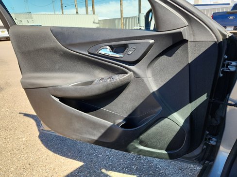 Used 2023 Chevrolet Malibu LT image 12