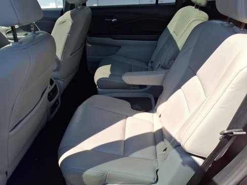 Used 2017 Honda Pilot Elite image 31