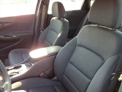 Used 2025 Chevrolet Malibu LS image 10
