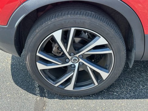 Used 2020 Volvo XC40 T5 R-Design w/ Protection Package image 5