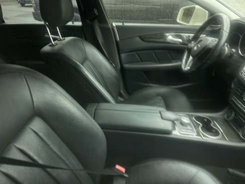 Used 2013 Mercedes-Benz CLS 550 image 12