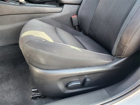 Used 2024 Nissan Altima 2.5 SV image 8