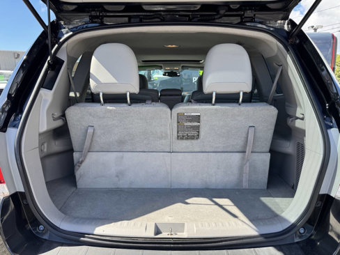 Used 2013 Toyota Highlander Limited image 31
