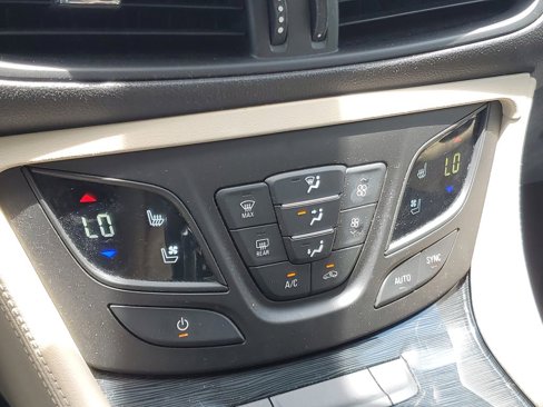 Used 2017 Buick Envision Premium w/ Driver Confidence Package image 22