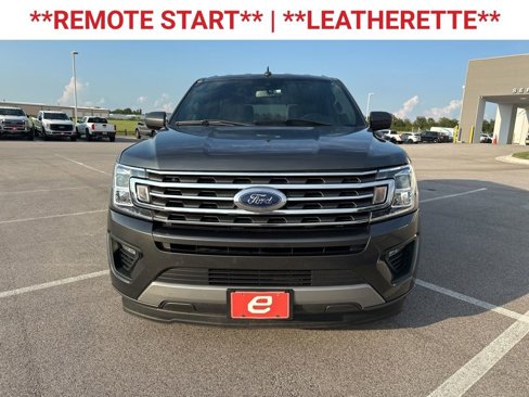 Used 2021 Ford Expedition XLT image 2