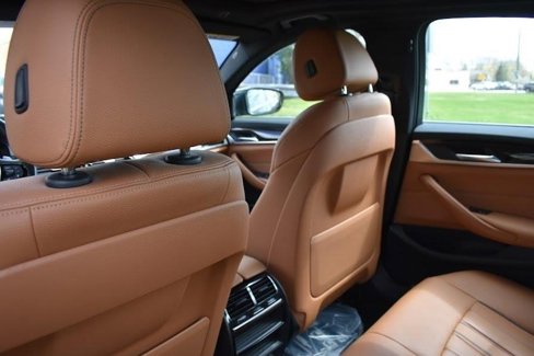 Used 2019 BMW 540i xDrive w/ Convenience Package image 14