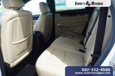 Used 2018 Cadillac XT5 Premium Luxury image 21