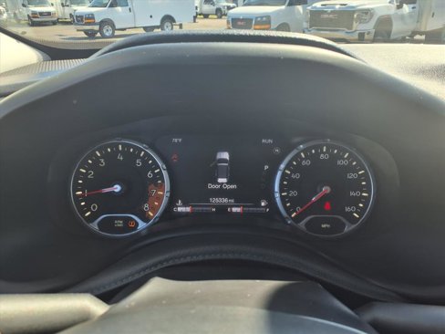 Used 2016 Jeep Renegade Trailhawk image 12