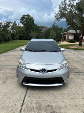 Used 2014 Toyota Prius Three image 2