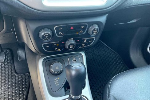 Used 2018 Jeep Compass Latitude w/ Popular Equipment Group image 32