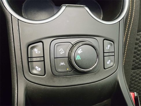 Used 2021 GMC Terrain SLE w/ Driver Convenience Package image 25