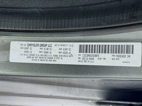Used 2012 Chrysler 200 LX image 29