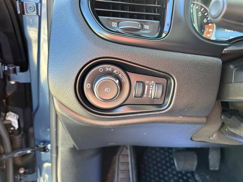 Certified 2023 Jeep Renegade Altitude w/ Convenience Group I image 18