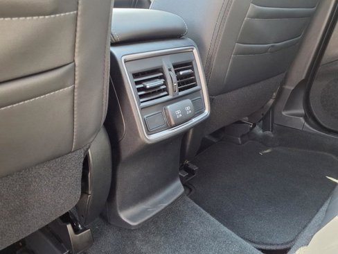 Used 2022 Subaru Forester Limited image 23