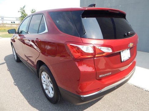 Used 2020 Chevrolet Equinox LT image 2