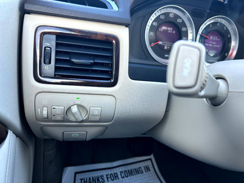 Used 2012 Volvo XC70 3.2 Premier Plus image 28
