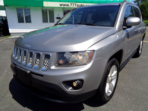 Used 2016 Jeep Compass Latitude image 15
