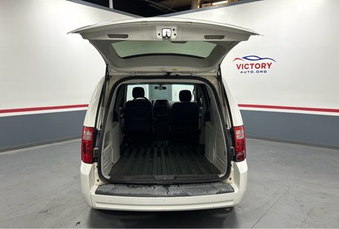 Used 2009 Dodge Grand Caravan w/ PWR Window Group image 16
