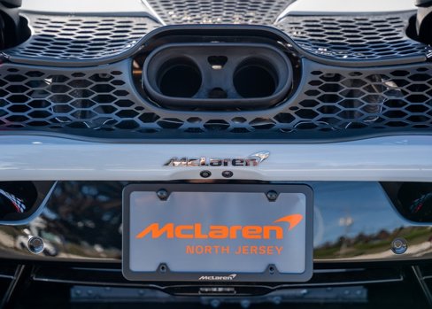 Used 2024 McLaren 750S Spider image 17