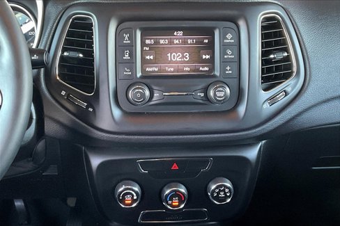 Used 2018 Jeep Compass Latitude w/ Trailer Tow Group image 9