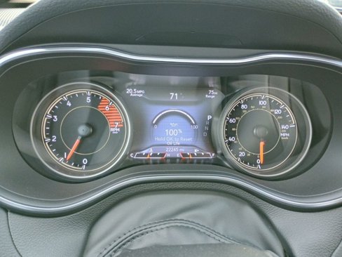 Used 2021 Jeep Cherokee High Altitude image 28