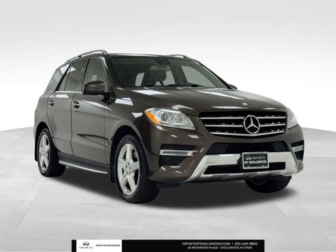 Used 2015 Mercedes-Benz ML 400 4MATIC image 1
