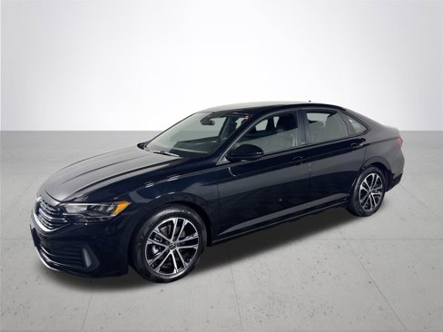 Certified 2024 Volkswagen Jetta Sport image 2