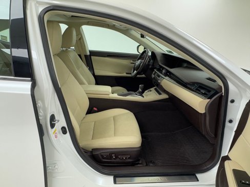 Used 2018 Lexus ES 350 w/ Navigation System Package image 14