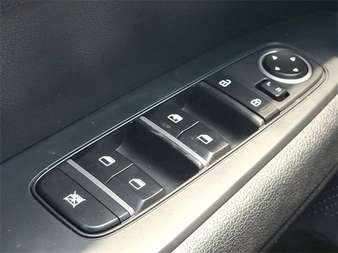 Used 2019 Kia Forte LXS image 22