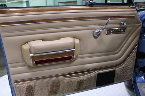 Used 1991 Jeep Grand Wagoneer image 48