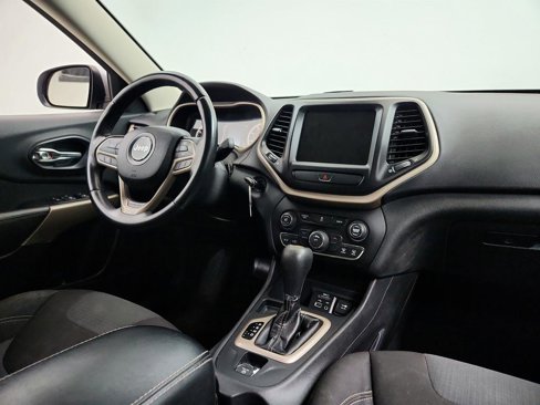 Used 2017 Jeep Cherokee Latitude image 25