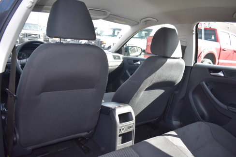 Used 2013 Volkswagen Jetta S image 42