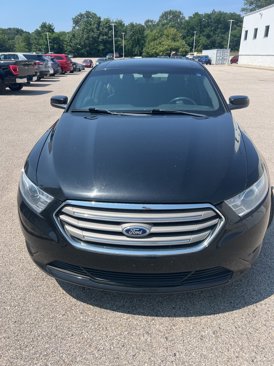 Used 2014 Ford Taurus SEL image 2