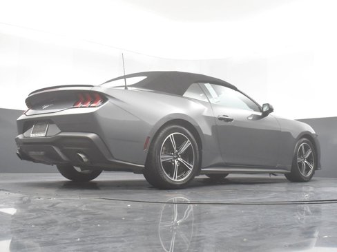 Used 2024 Ford Mustang Premium image 26