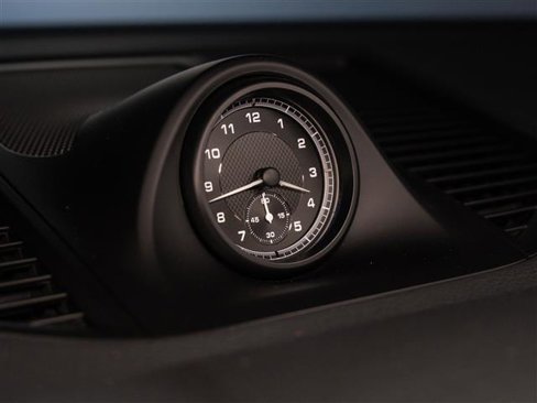 Used 2025 Porsche Macan image 21