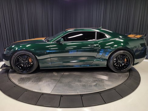 Used 2015 Chevrolet Camaro SS w/ Green Flash Special Edition image 9