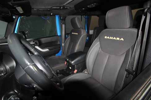 Used 2016 Jeep Wrangler Unlimited Sahara image 4