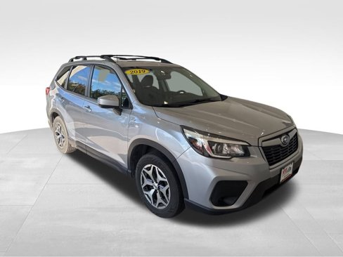 Used 2019 Subaru Forester Premium image 8