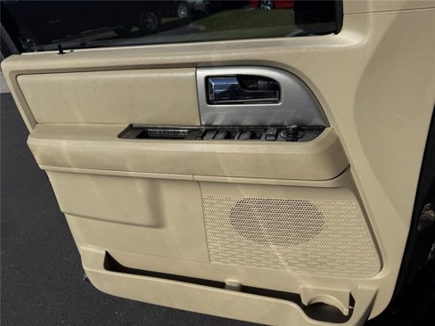 Used 2017 Ford Expedition Limited w/ Equipment Group 301A image 17