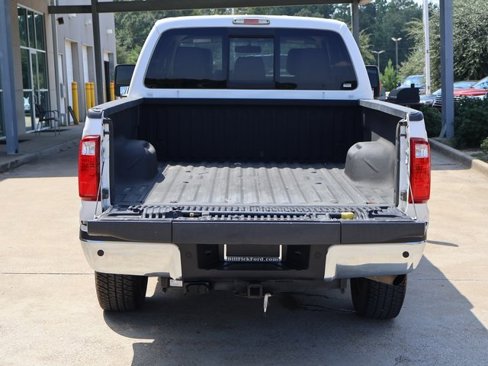 Used 2016 Ford F250 Lariat w/ Lariat Interior Package image 5