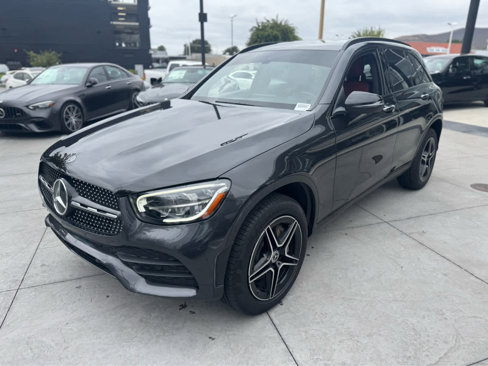 Used 2020 Mercedes-Benz GLC 300 w/ AMG Line image 3