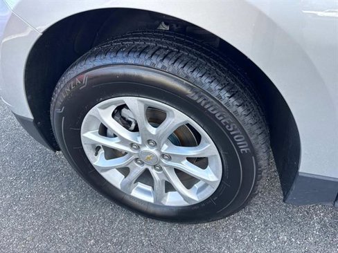 Used 2021 Chevrolet Equinox LT image 12
