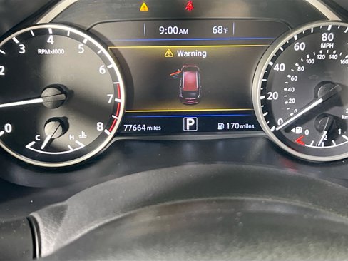 Used 2018 Nissan Murano SV image 11
