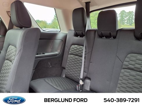 Used 2022 Nissan Pathfinder SV image 34